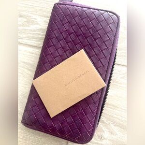 Bottega Veneta wallet